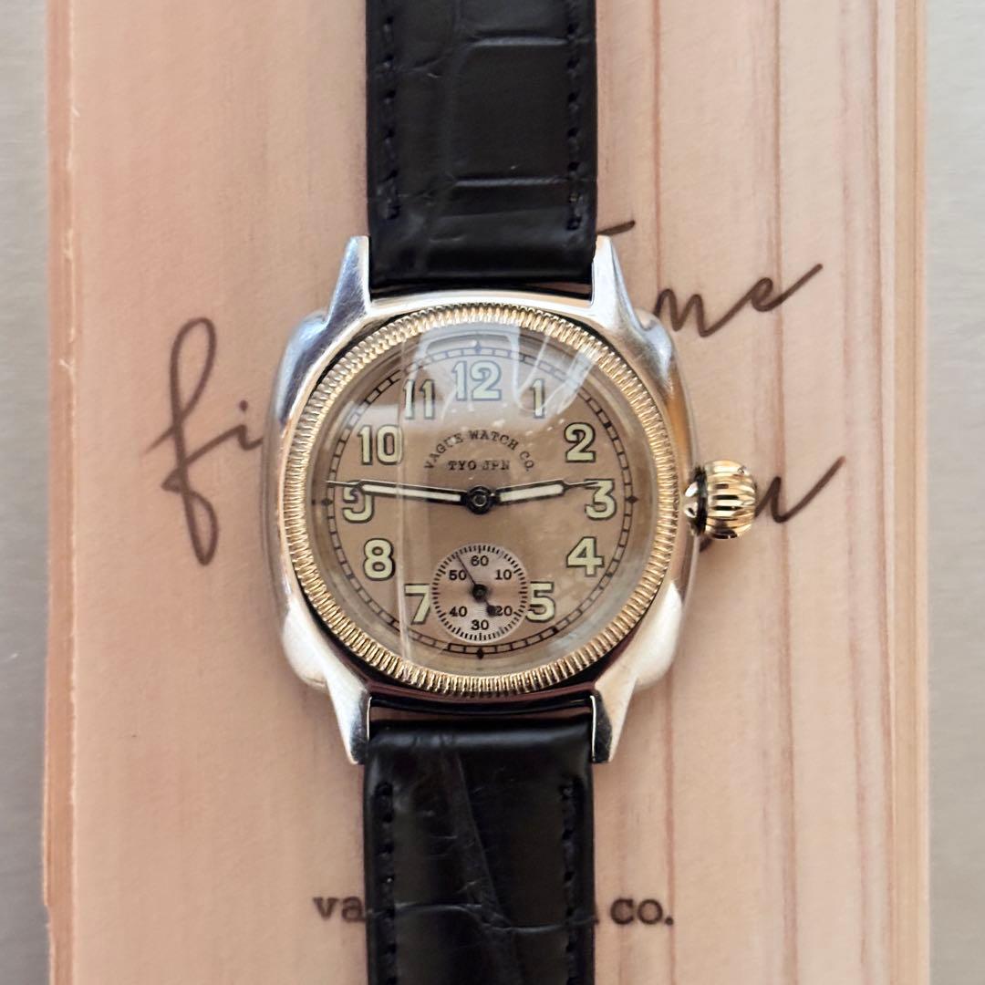 VAGUE WATCH Coussin Early クロコダイルベルト