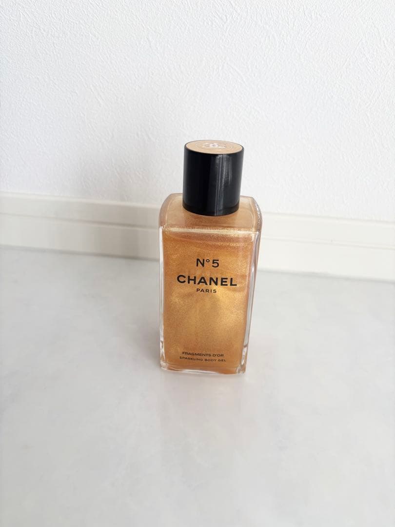 シャネル ♡ CHANEL N°5 ジェルパフューム ゴールド 250ml - メルカリ