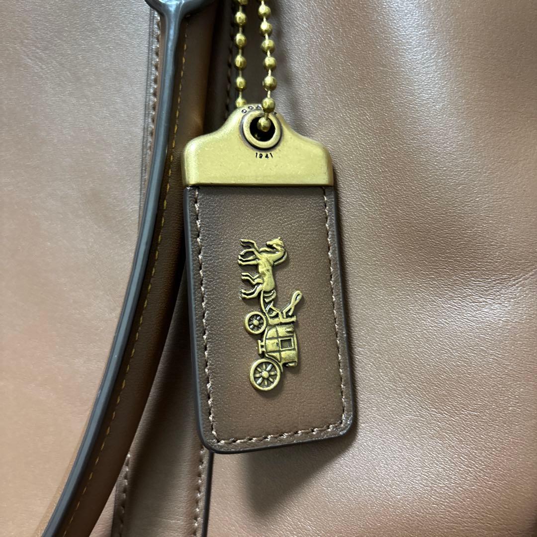 ブラックフライデーセール】コーチ メトロポリタン レザー トート