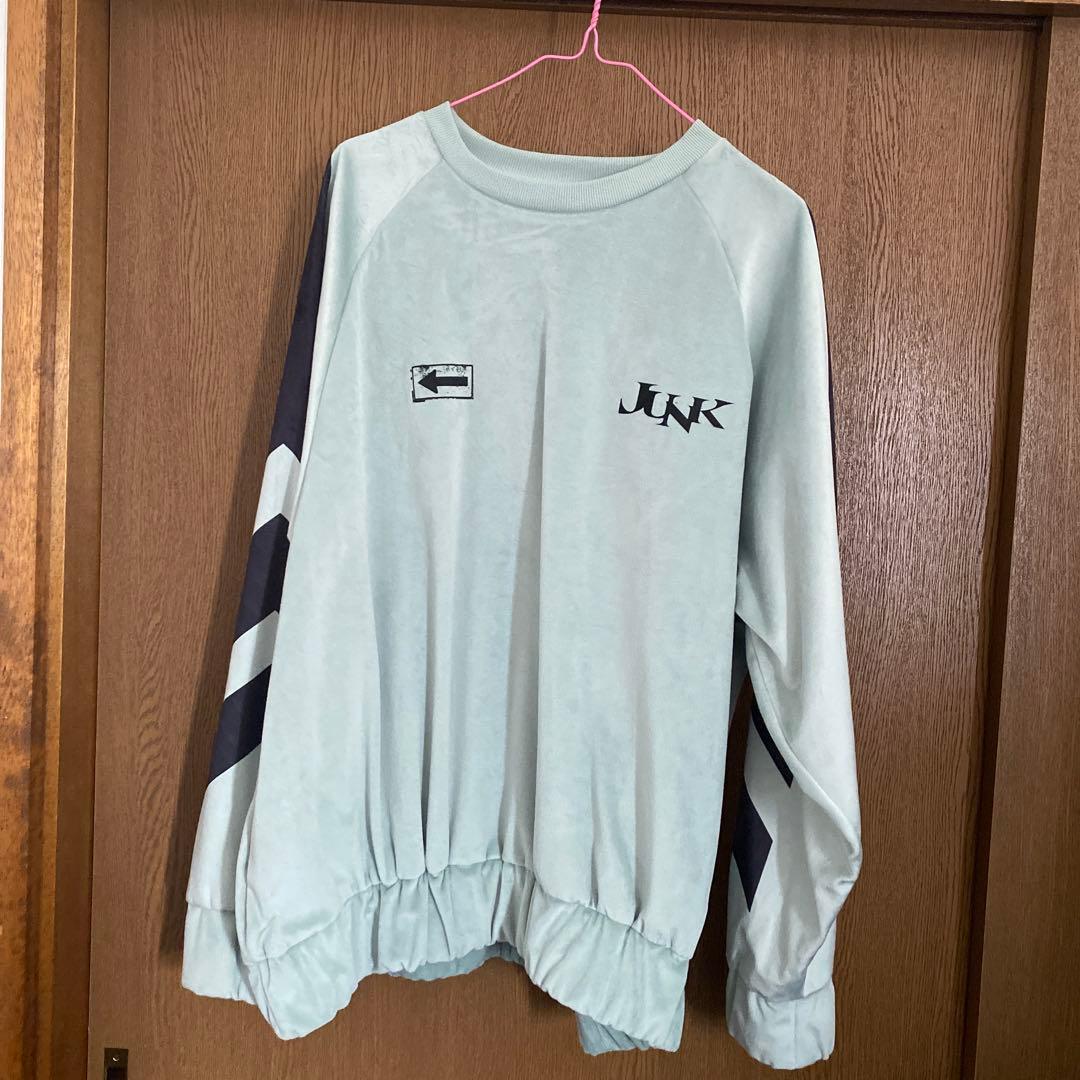 米津玄師 JUNK ベロアプルオーバー(Mサイズ) JUNK ベロアプルオーバー – KENSHI YONEZU ONLINE STORE