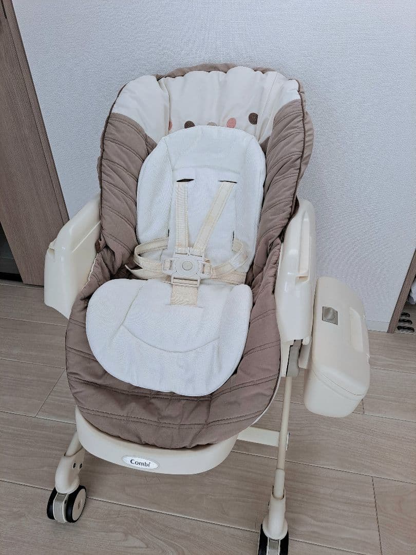 【電動】ハイローチェア コンビ ネムリラ エッグショック オートスイング