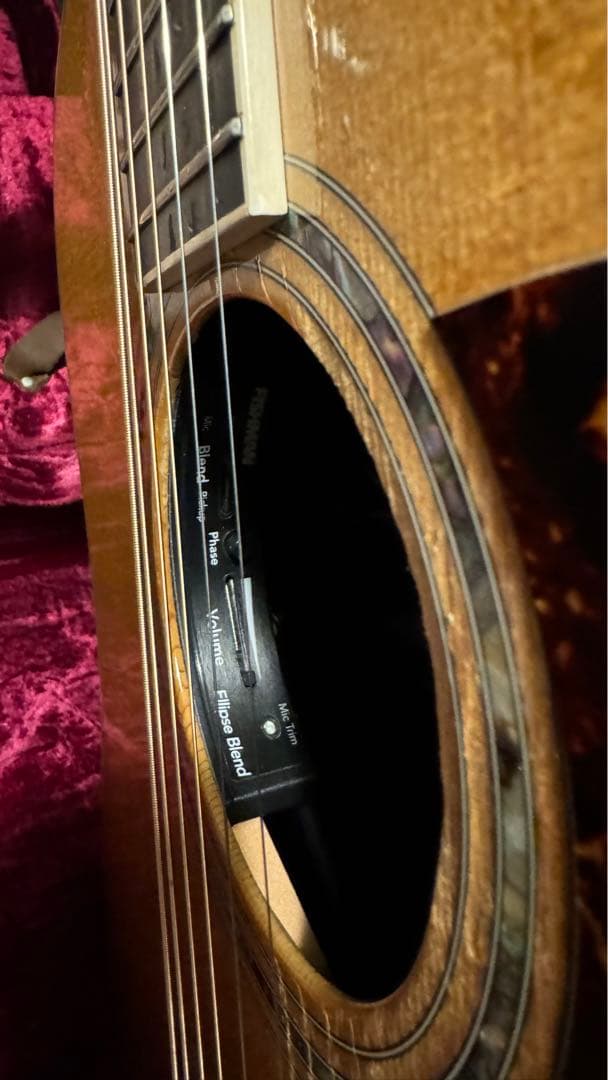 コブクロ 小渕健太郎さん愛用】Taylor 810 ピックアップ付き テイラー