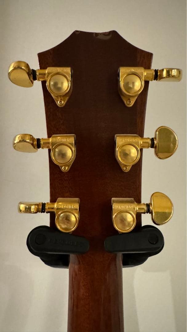 コブクロ 小渕健太郎さん愛用】Taylor 810 ピックアップ付き テイラー