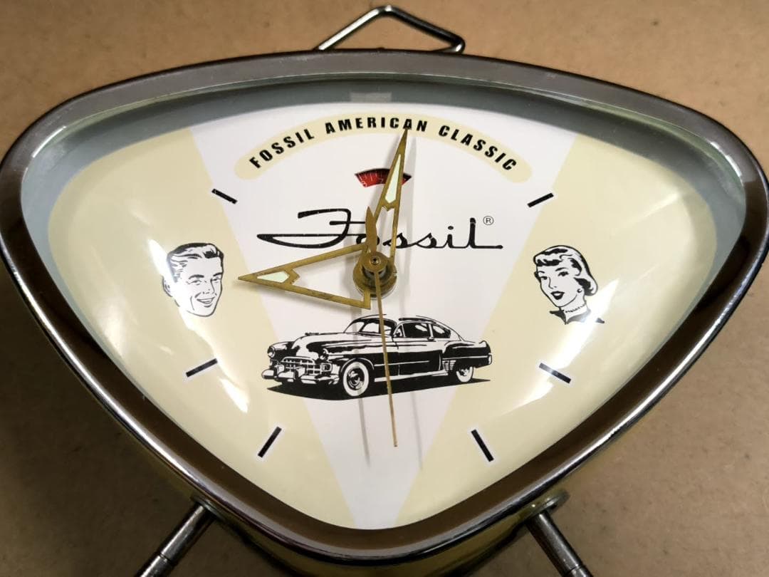 レトロ FOSSIL AMERICAN CLASSIC 手巻き式 目覚まし時計