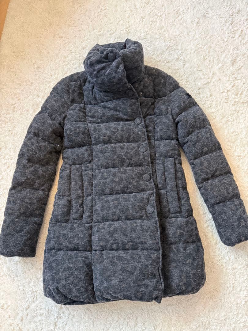 TATRAS 本物保証　ROSE BUDと貴重なコラボロングダウンコート最終価格