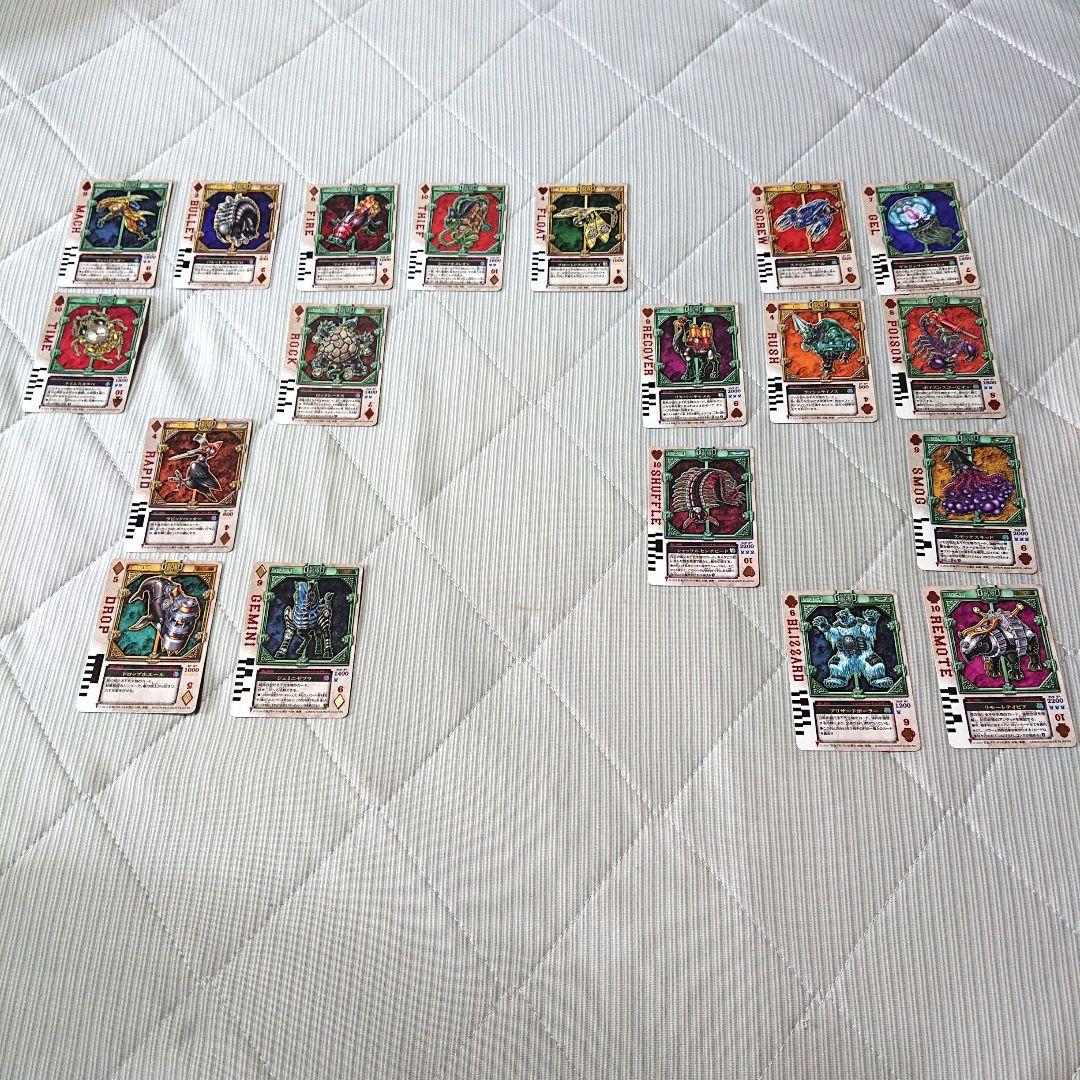 ラウズカード 日本語版⑤ 箔押し ♠️・♦️・♥️・♣️ Yahoo!オークション - 仮面ライダー剣 ラウズカードアーカイブス 002