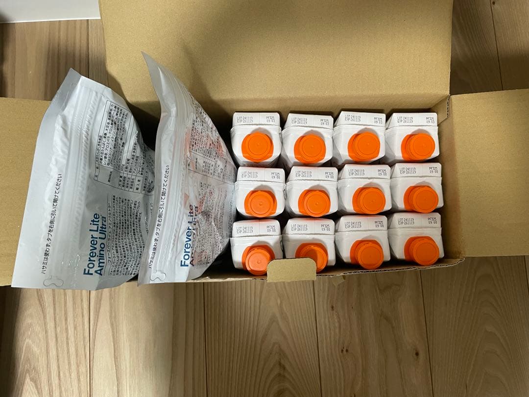 フォーエバー　アロエピーチ12本、アミノウルトラ2袋