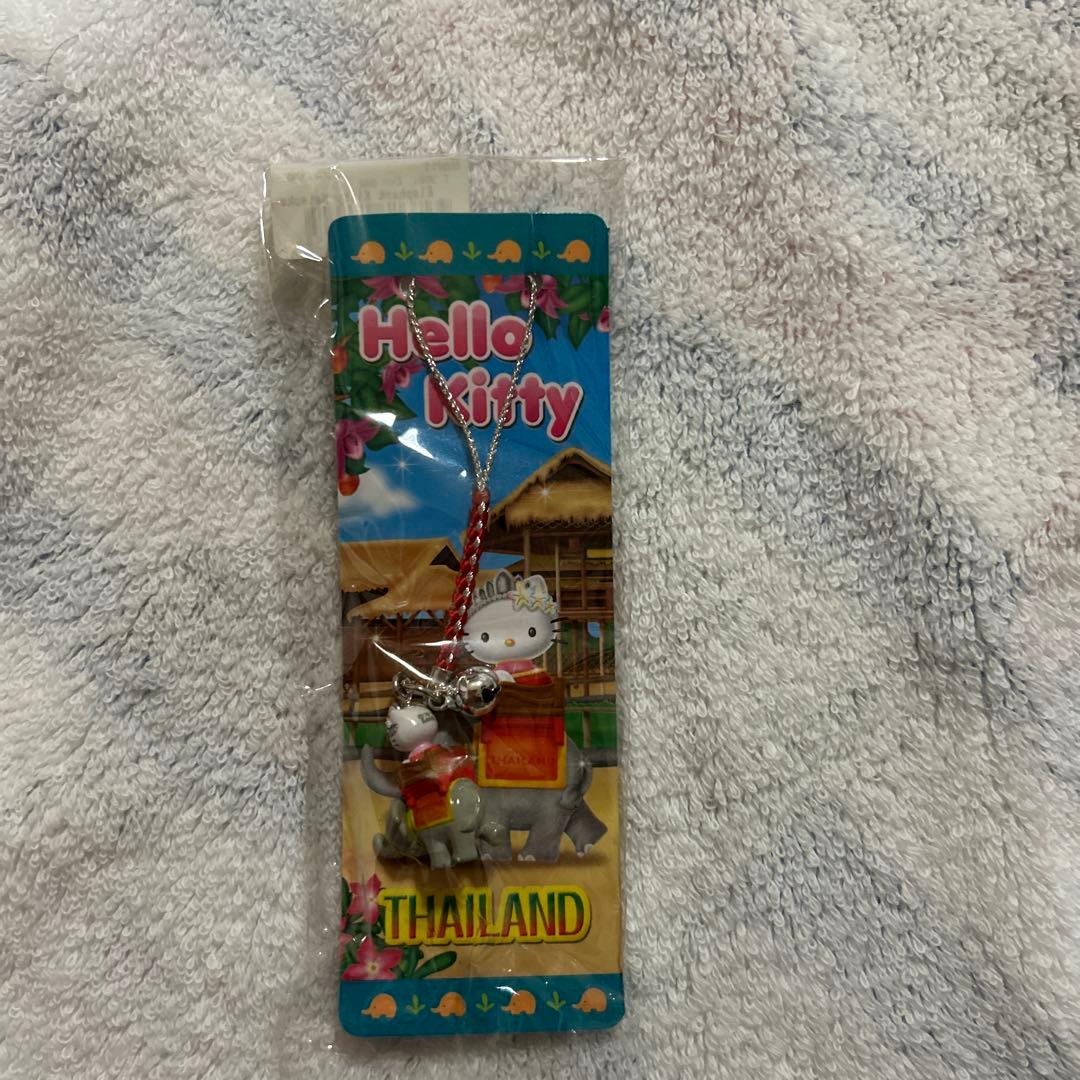 ハローキティ 象 ストラップ タイ製（タイランド）