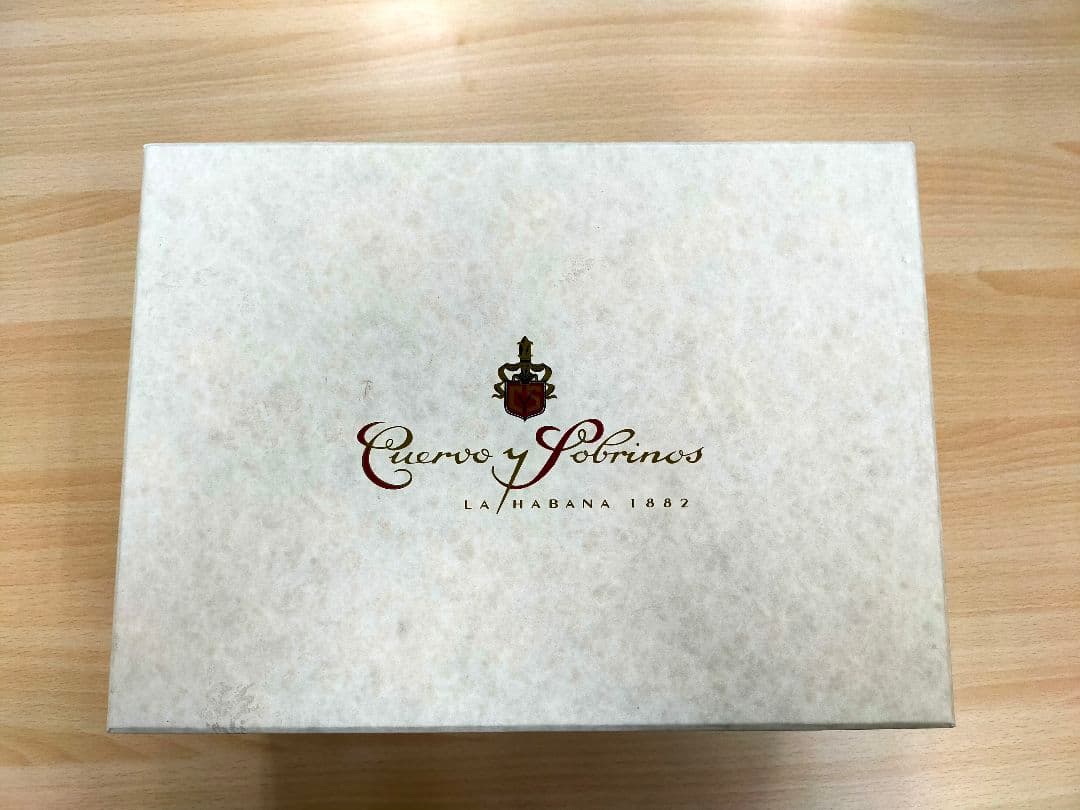 クエルボ・イ・ソブリノス 時計箱 ケース 葉巻収納箱 - メルカリ