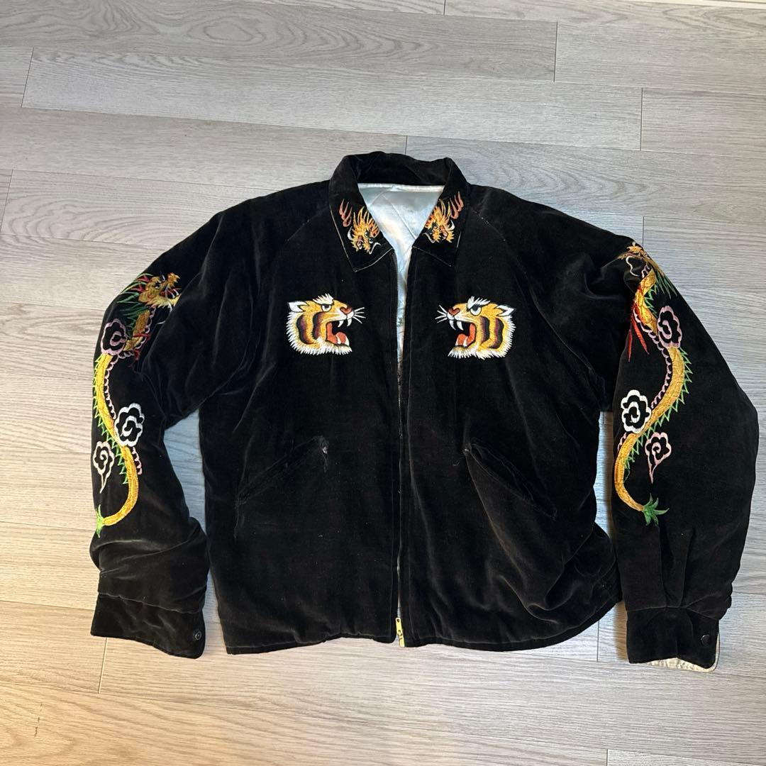 スカジャン 50sヴィンテージ 黒別珍 - メルカリ