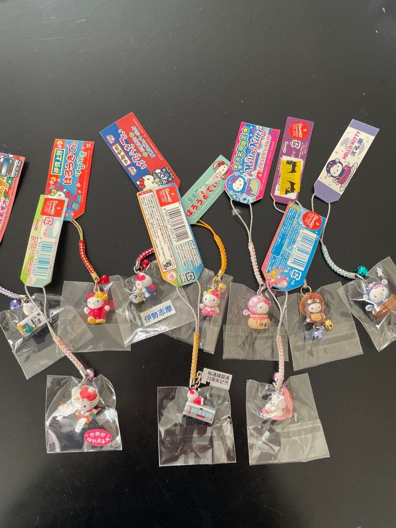 a*読様 キティストラップ　ご当地10点いろいろ