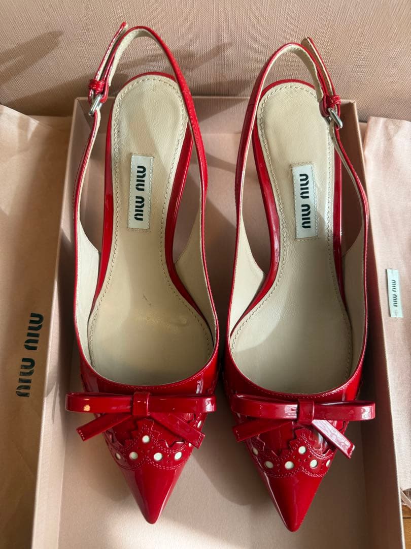 【超美品】【可愛い‼︎】MIUMIUパンプス