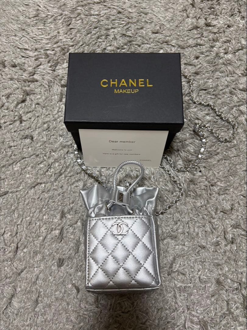CHANEL ミニショルダーポーチ　ノベルティ　シルバー　キルティング　巾着 楽天市場】【中古】 CHANEL シャネル マトラッセ レザー チェーン