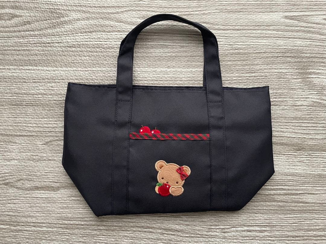 ファミリア　ミニバッグ　赤系ファミリアチェック ファミリア トートバッグ 赤チェック 小サイズ｜Yahoo!フリマ（旧