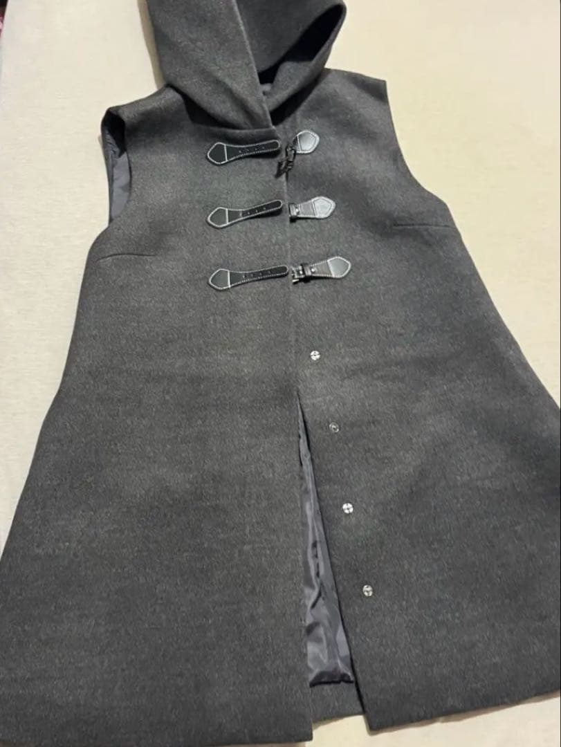 Bibiy. グレー ダッフルコート フード付き GAELLE DRESS