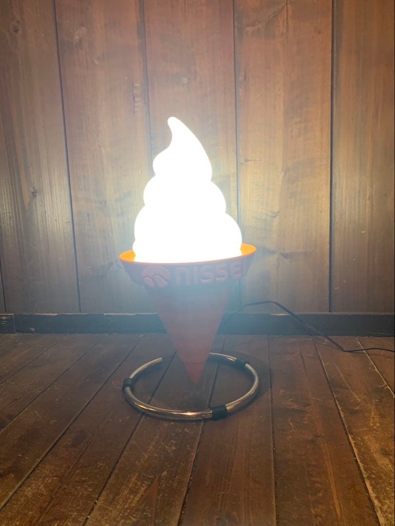 【ほぼ未使用】ニッセイ NISSEI ソフトクリームスタンド 照明 ランプ