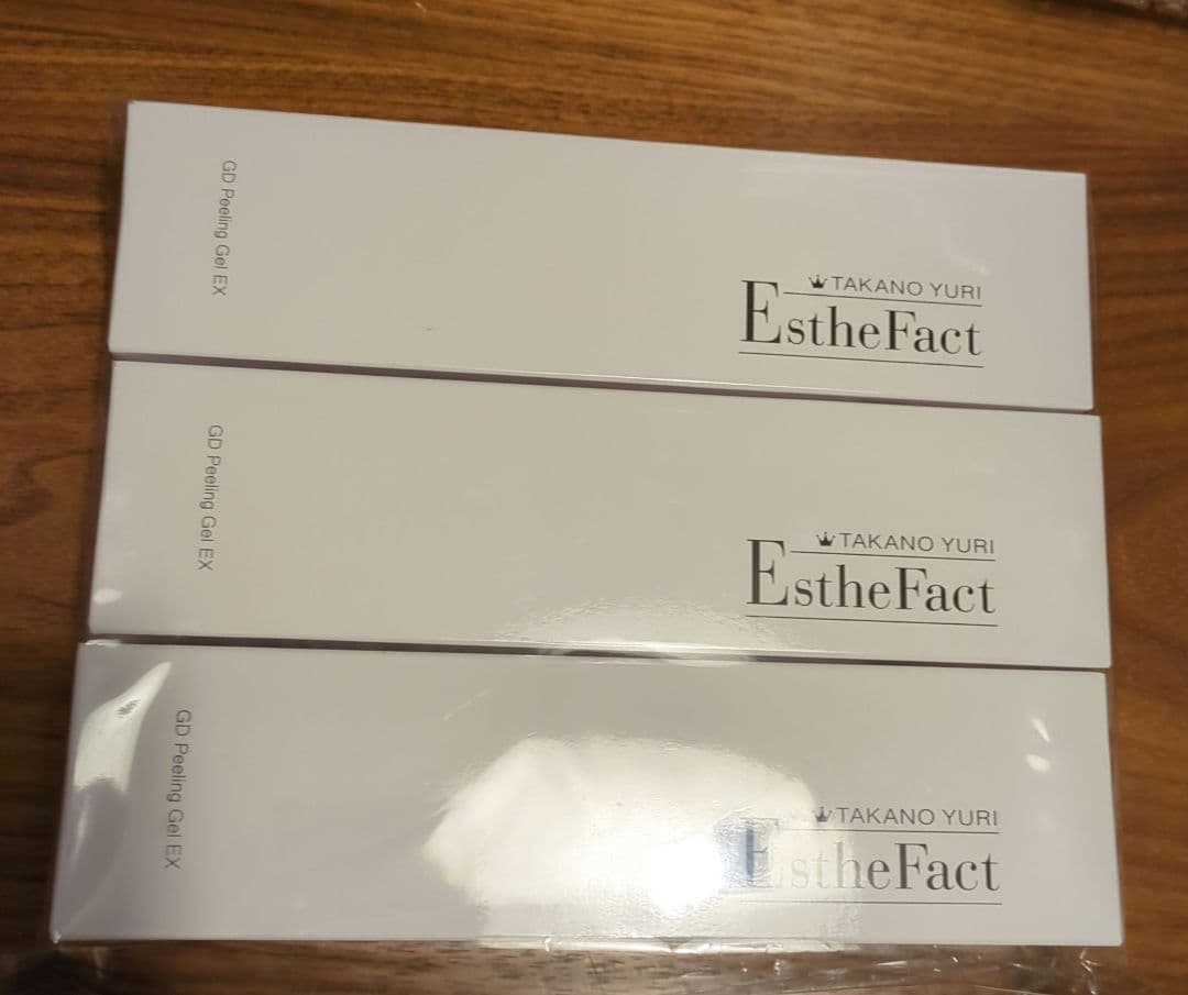 たかの友梨　EstheFact GDピーリングジェルEX 110g 3本セット