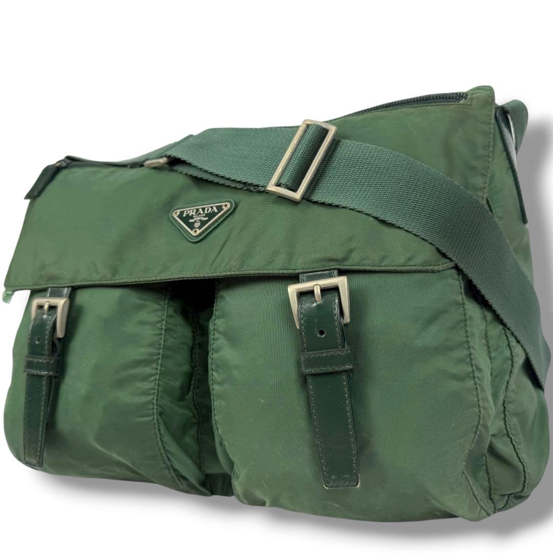 バッグ 00s Prada Tessuto Nylon Messenger Bag