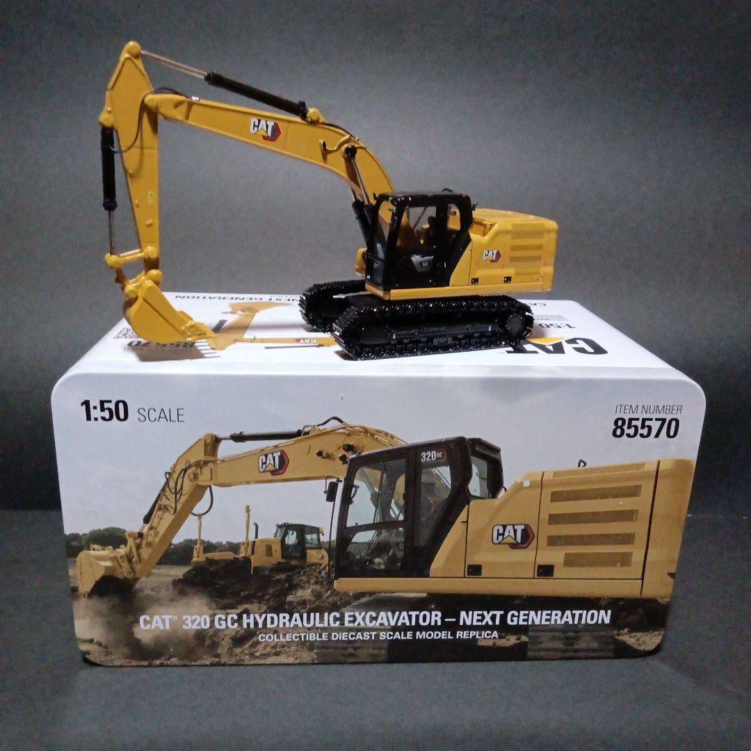模型製作用品 CAT 320 GC HYDRAULIC EXCAVATOR 1:50