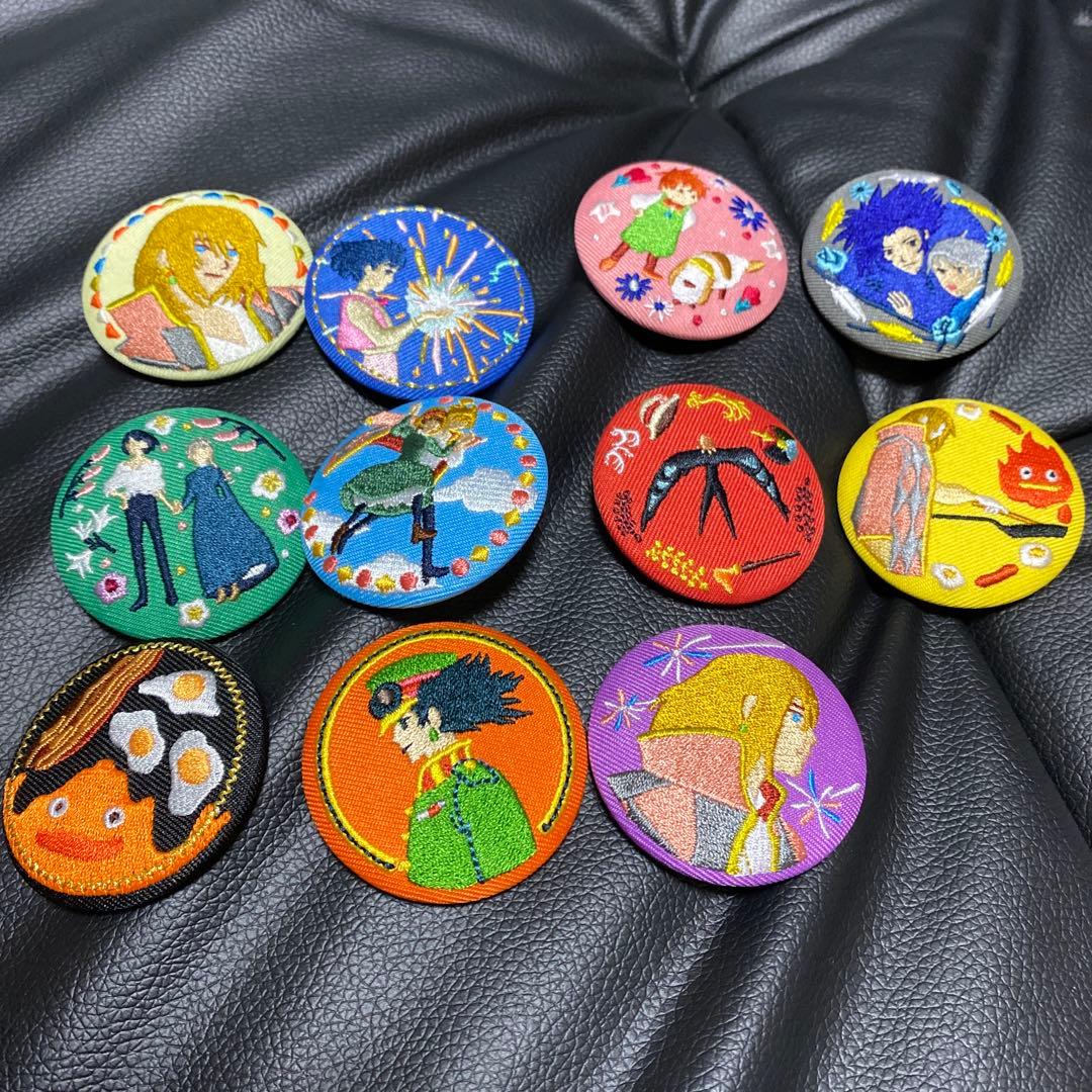 ジブリパーク 刺繍缶バッチ ハウルの動く城 11個セット - メルカリ