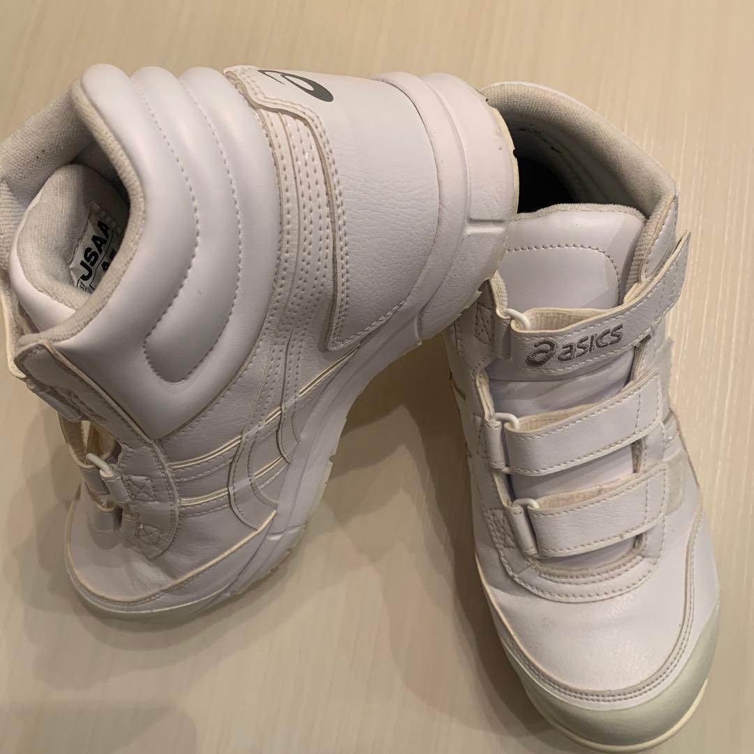 ASICS ホワイト ハイカット安全靴