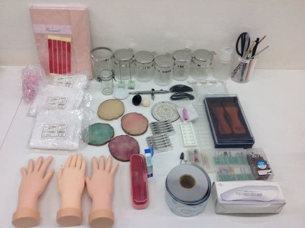 店舗・自宅サロンに！ ネイルサロン用品　備品まとめ  【ネイルサロン放出品】