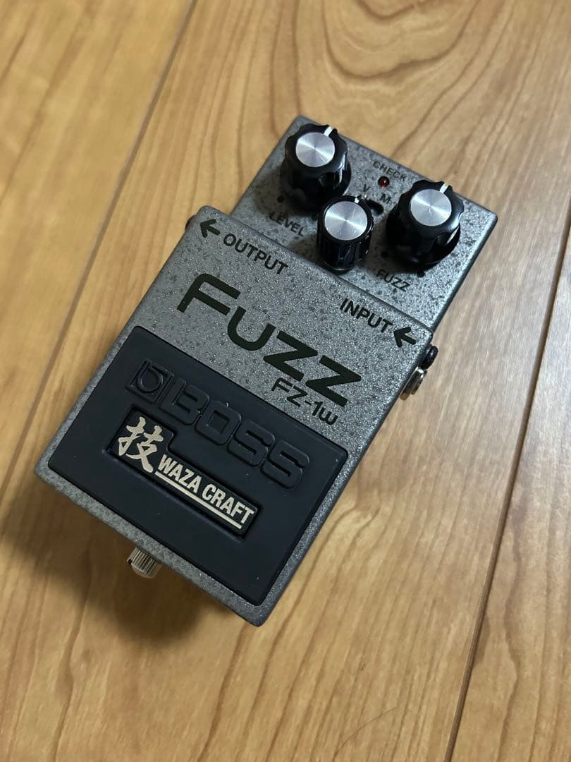 BOSS Fuzz FZ-1W ギターエフェクター