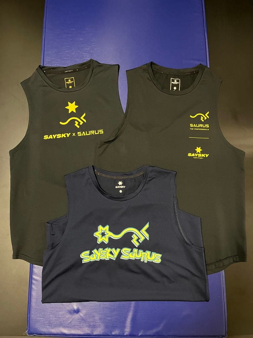 AMINOSAURUS &SAYSKYランニングウェア【中古美品】【サイズXS】 世界最高水準の防水・透湿・低結露素材の全天候型ジャケットアイトス