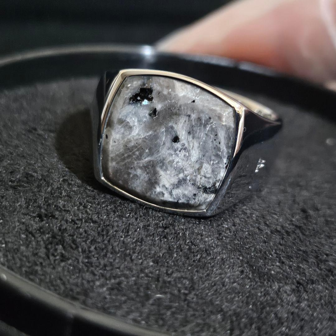 「1点もの現品」 サイズ64(約23号) トムウッド ラルビカイト クッション