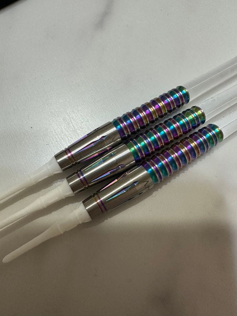 ダイナスティー A FLOW リエル7 バレル シャフト 虹色 ダーツセット