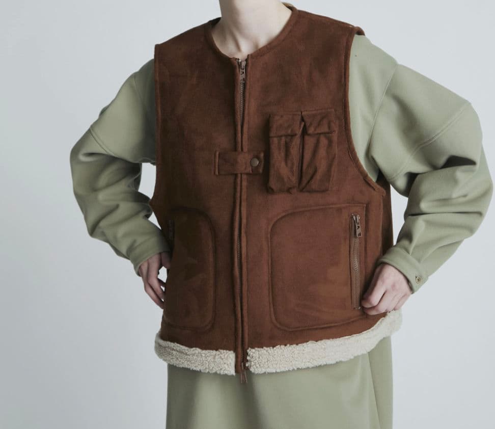 新品】F/CE. FAUX SHEARLING VEST ムートン Lsize - メルカリ