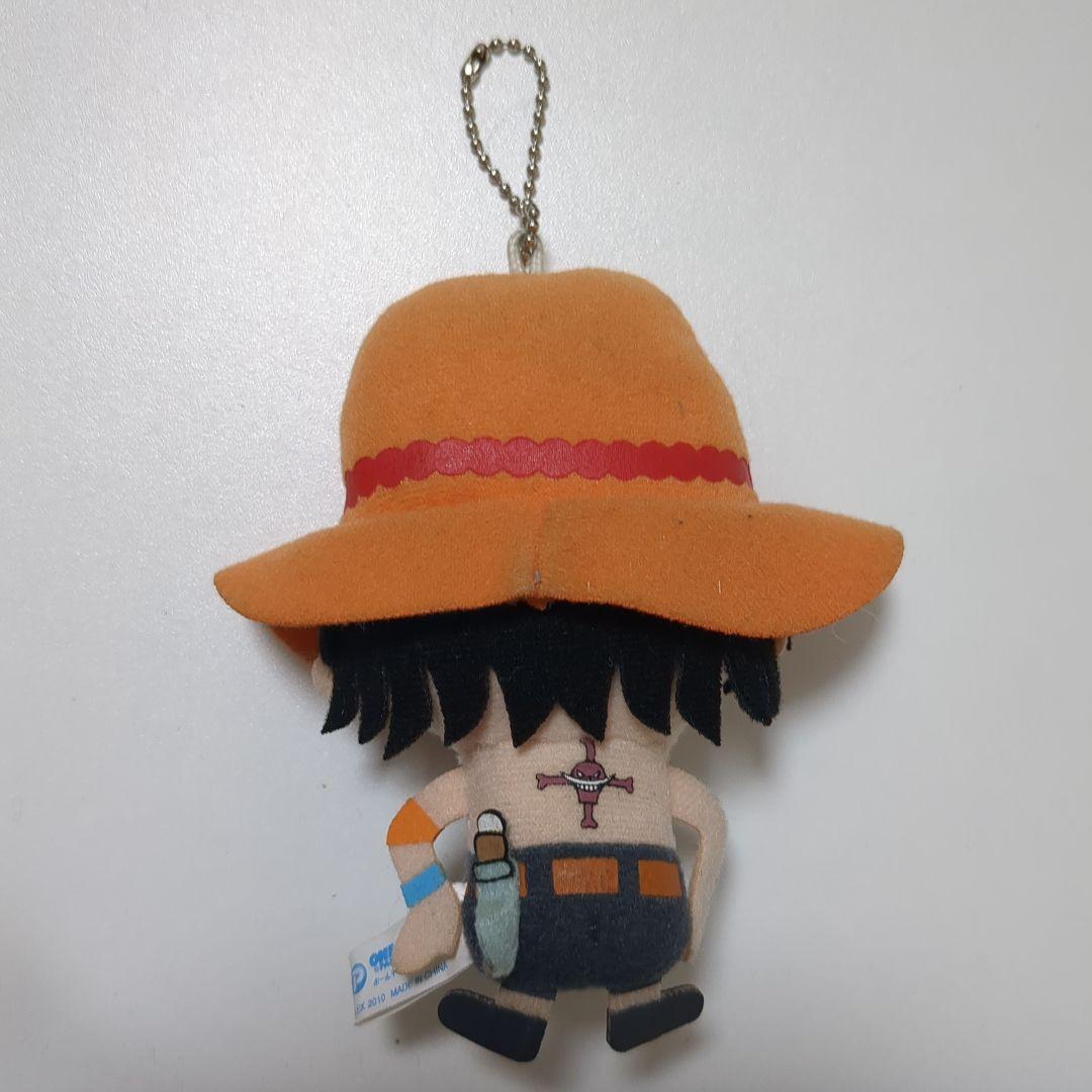 ワンピース エース ぬいぐるみマスコット キーホルダー - メルカリ