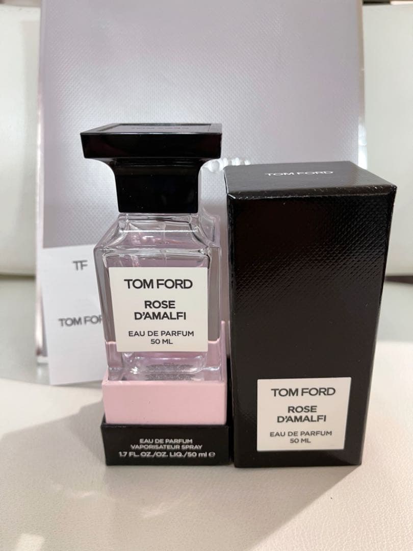 トムフォード　ローズダマルフィ　オードパルファム　50ml