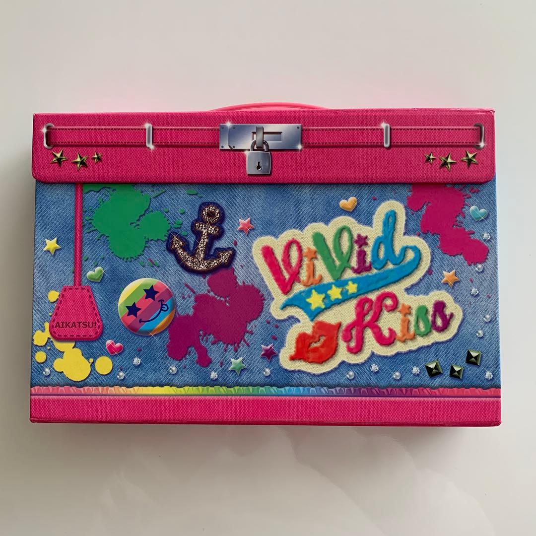 アイカツ カードバインダー バック型バインダー ヴィヴィッドキス 夏樹