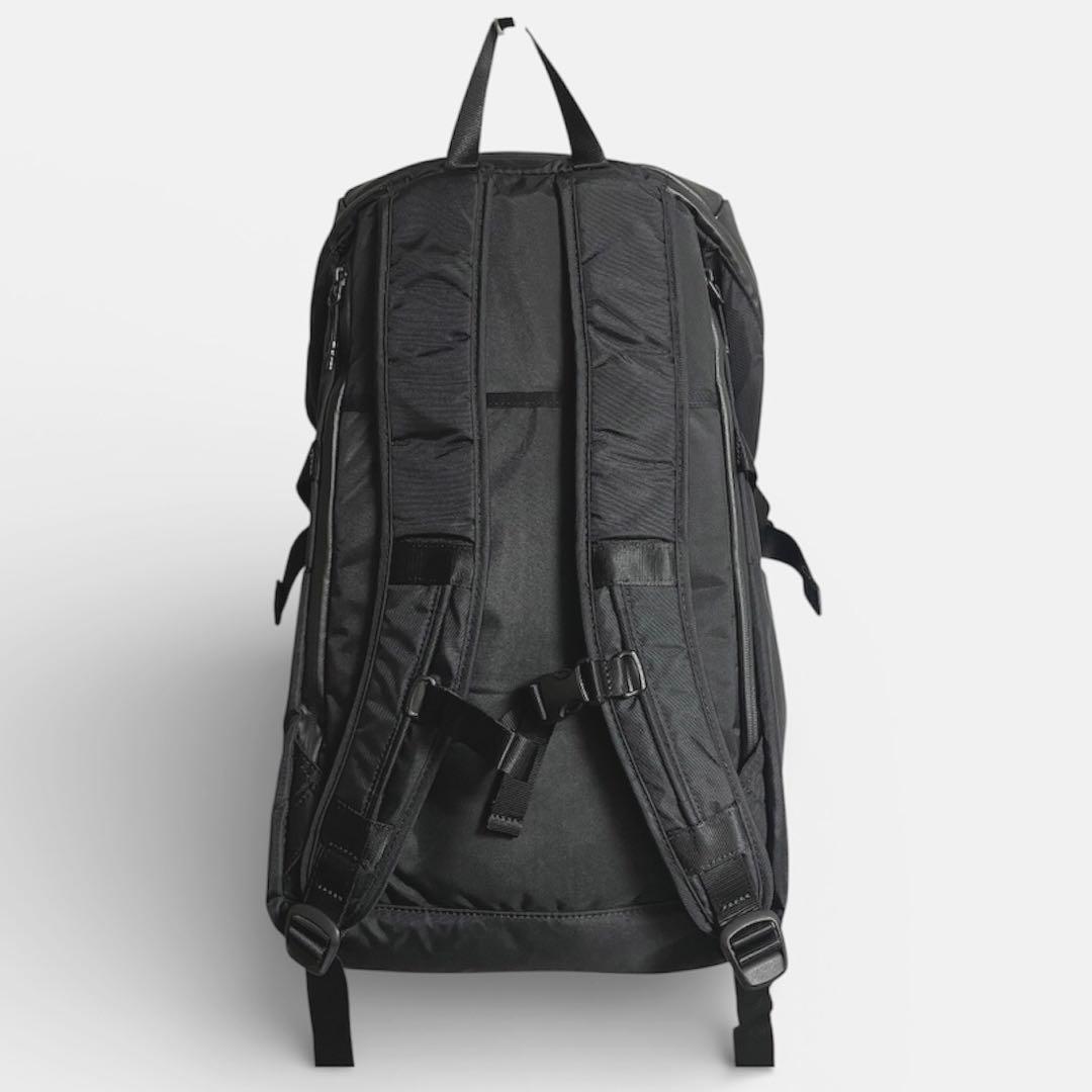 BURLAPOUTFITTER×earレザーフラップジップリュック イアパピヨネ