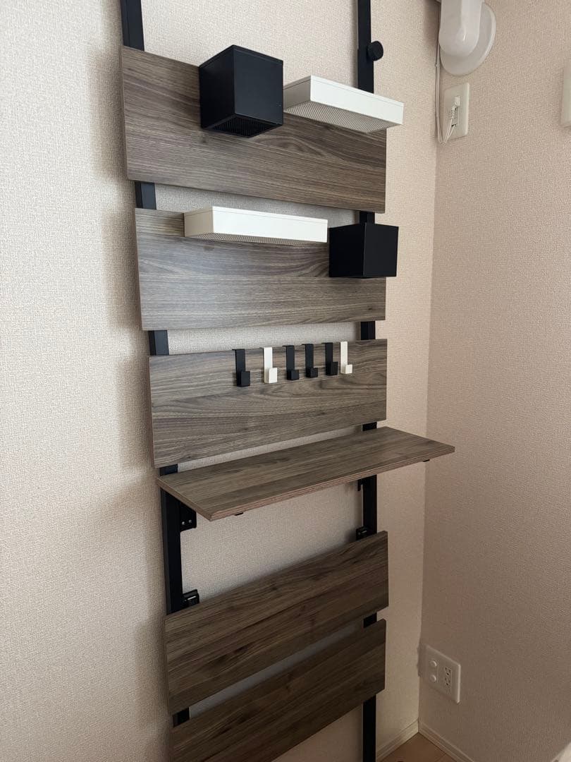 ニトリ NITORI カエサル 突っ張り収納