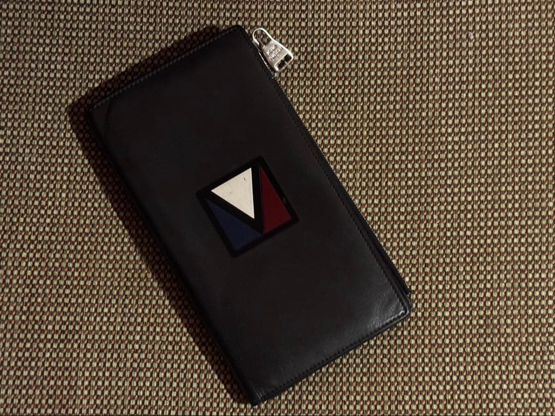 ルイヴィトン　M61251 Eジップ　ロング　Vライン　財布　ブラック