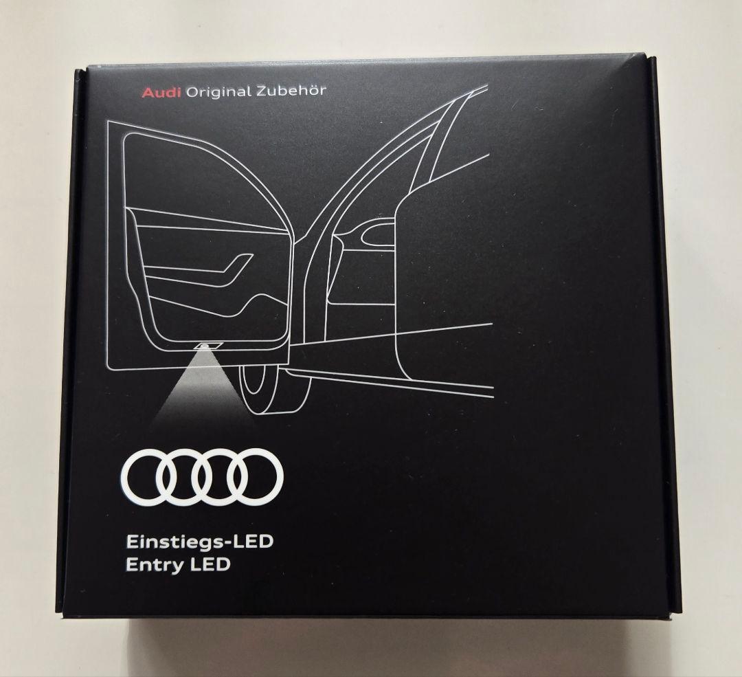 アウディ Audi 純正 カーテシランプ AUDI アウディ 純正 LED ロゴカーテシランプ / ランナウェイネット通販