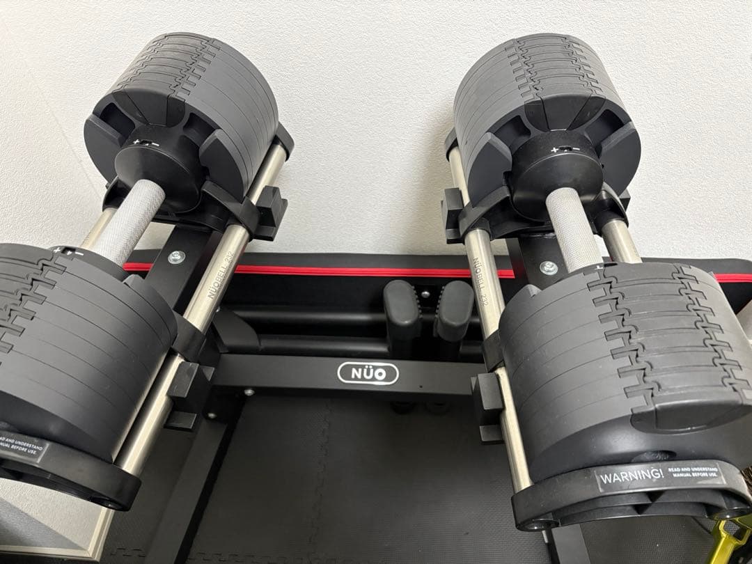 NUÖ 調整式ダンベル　32kg×2セット台座付き(1/3)