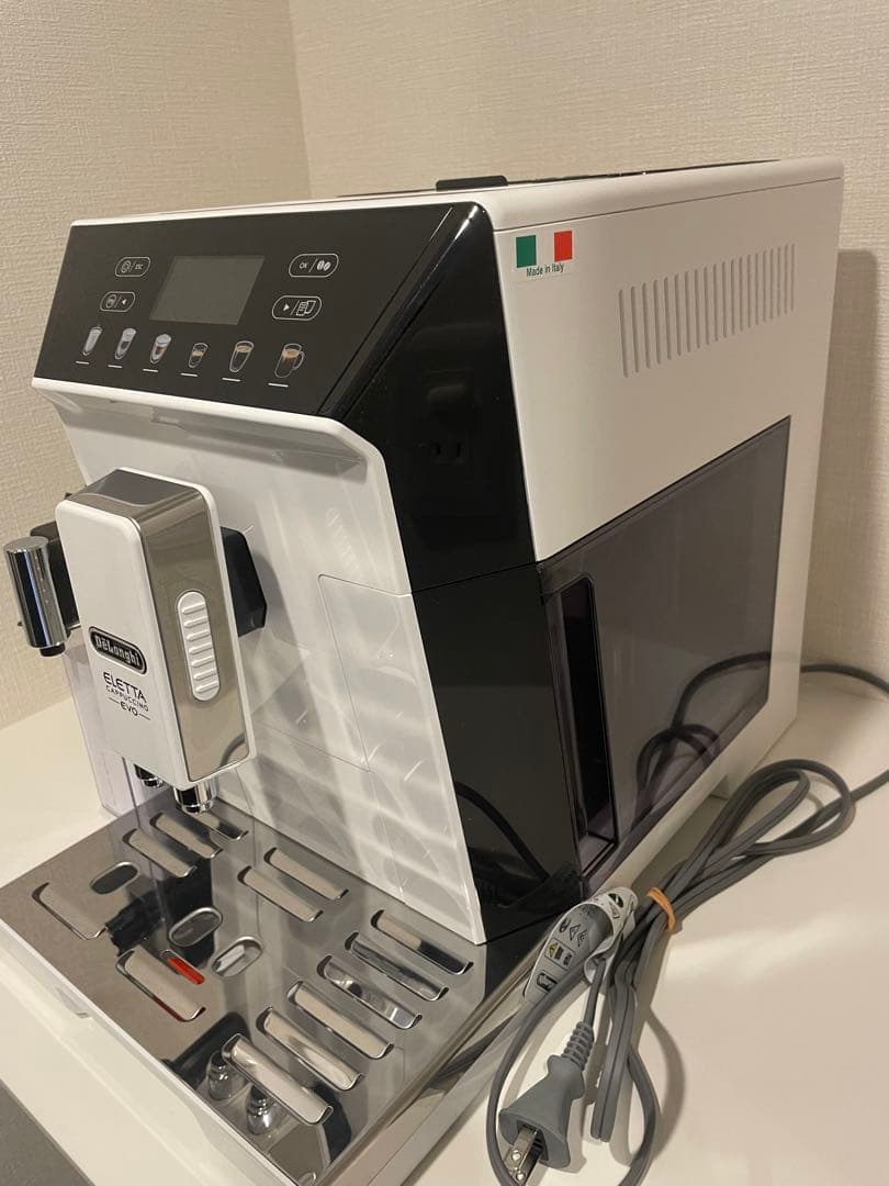 新品未使用】デロンギ エレッタ ECAM68680W 全自動コーヒーマシン