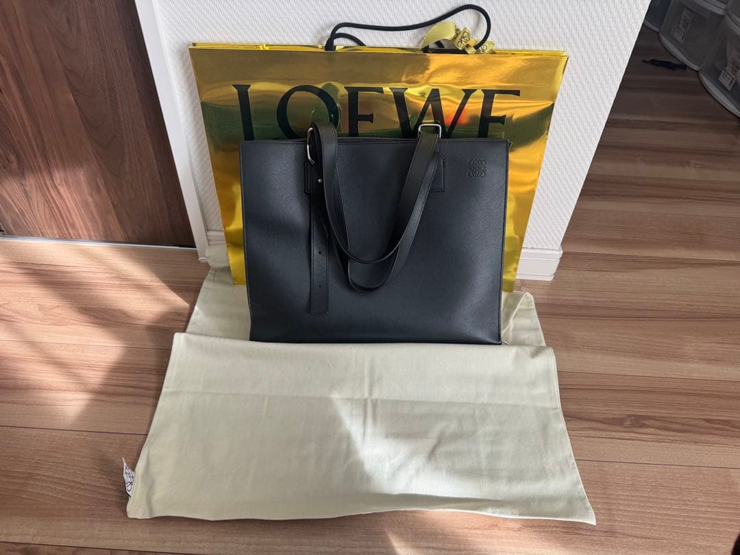 ロエベ LOEWE ブラックレザートートバッグ