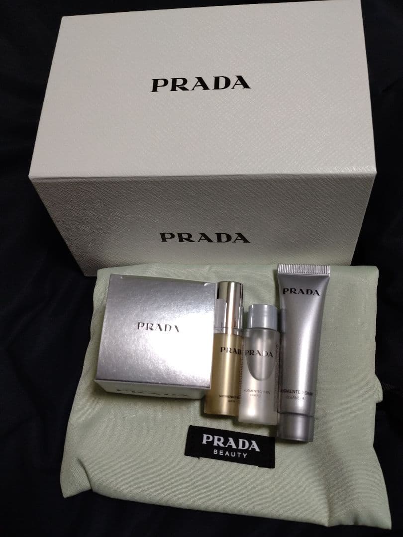 新品★PRADA AUGMENTED SKIN トライアルセット