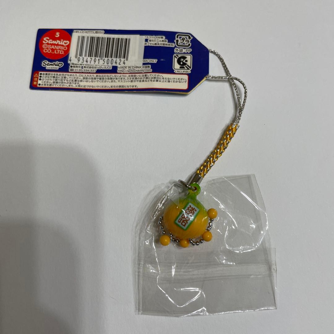 ご当地キティ 淡路限定 根付け 玉ねぎ - メルカリ