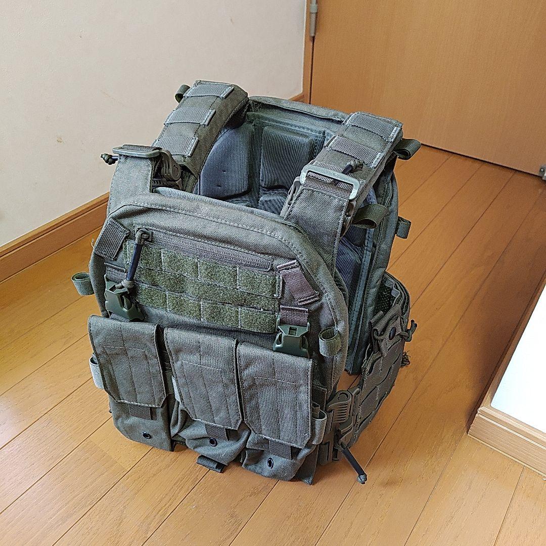 HINFWOOD製OD色プレートキャリア