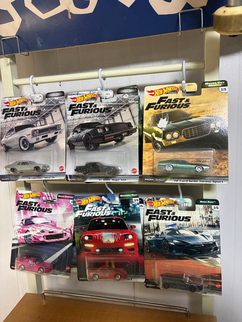 ホンダS2000ピンク、R34ブルー、エクリプスグリーン、スカイラインイエロー