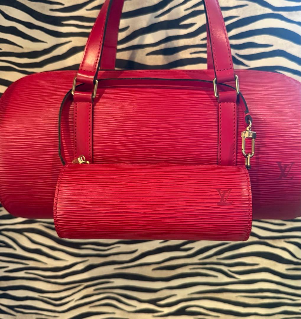 2月限定お値下げ中LOUIS VUITTON エピ　スフロバックポーチ付き美品