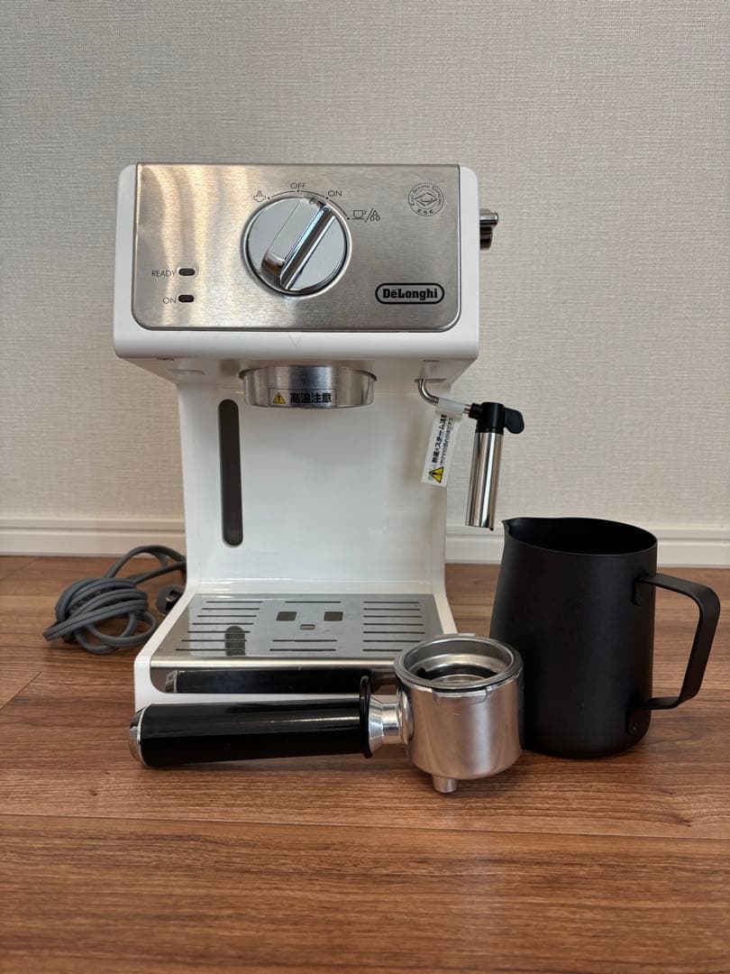 デロンギ　エスプレッソマシン　ECP3220Ｊ