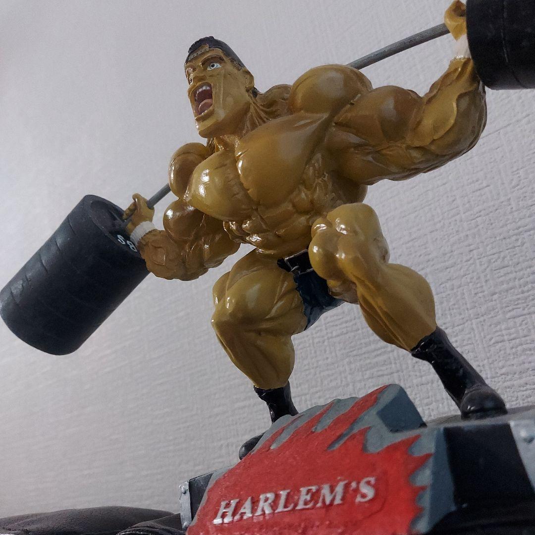 スクワット　フィギュア　ボディビル　ムキムキ