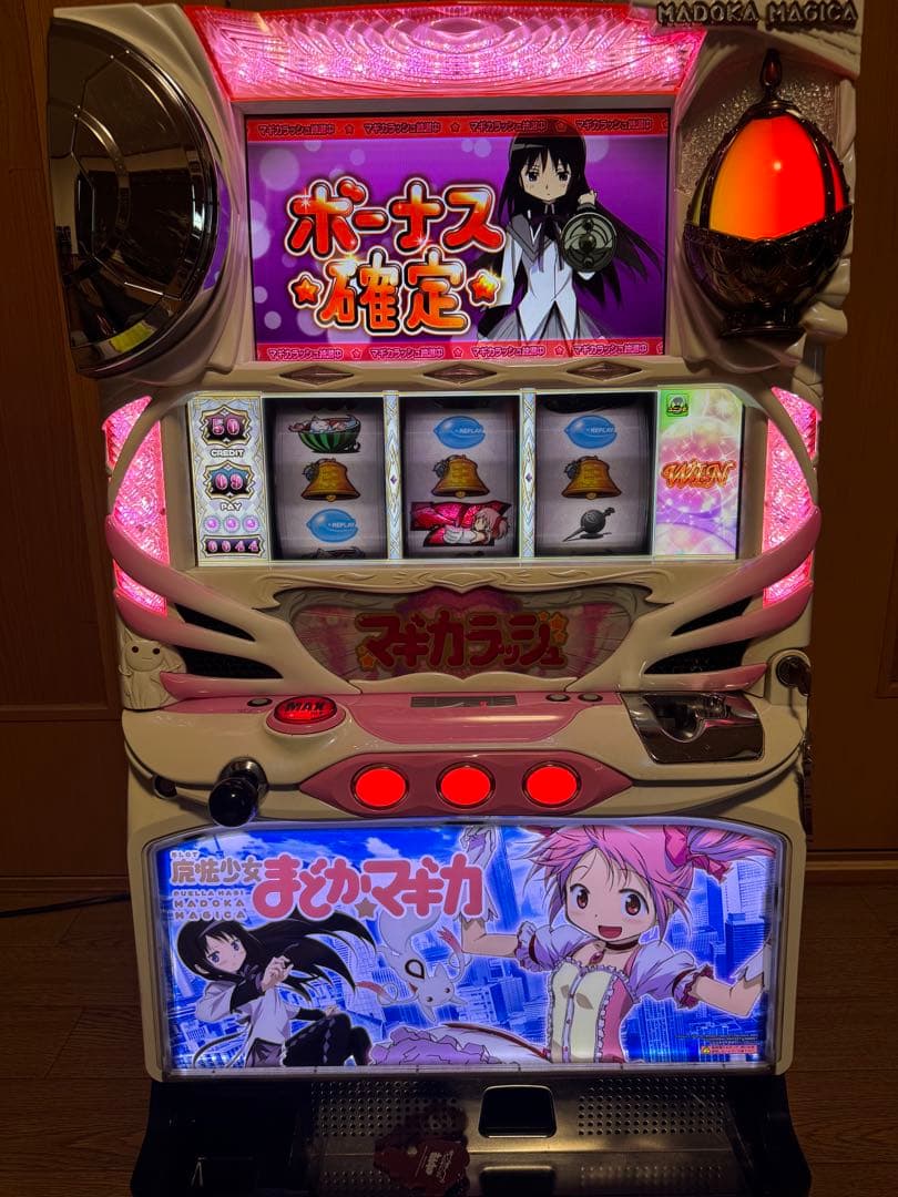 魔法少女まどか☆マギカ　初代　実機　スロット Yahoo!オークション -「まどかマギカ 実機」(パチスロ実機) (パチンコ