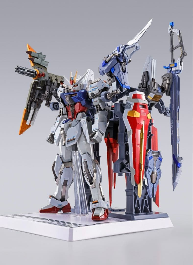 メタルビルド ストライクガンダム 4点セット - メルカリ